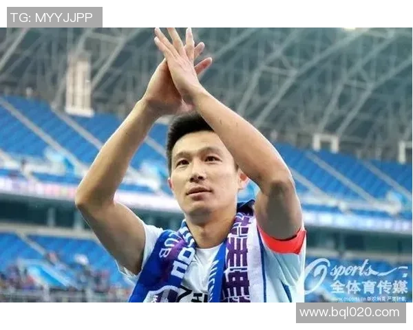 足球明星惠家康的传奇之路与场上风采解析 足球明星惠家康的传奇之路与场上风采解析